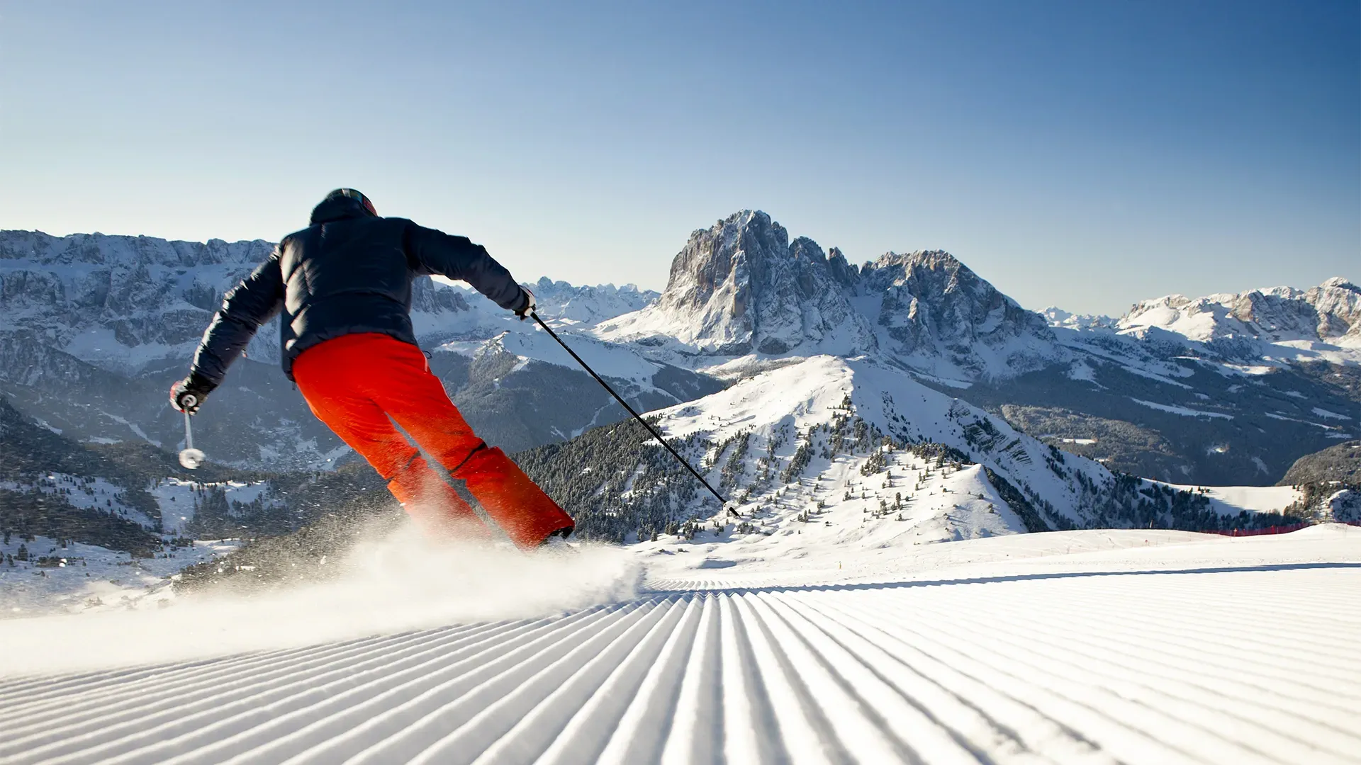 Skifahren im Dolomiti Superski Gebiet in den Dolomiten bei Wolkenstein – Winterurlaub im Garni Crepaz