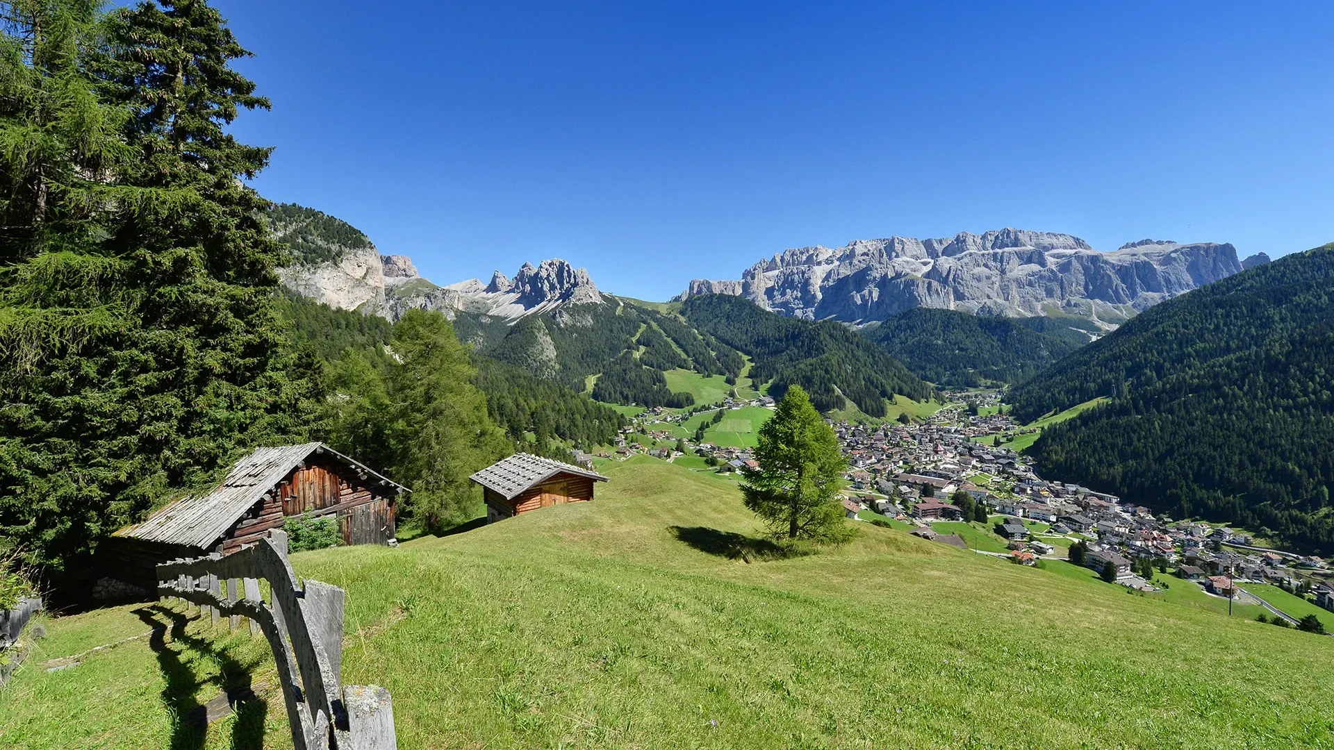 Wolkenstein in Gröden in den Dolomiten – Lage des Garni Crepaz