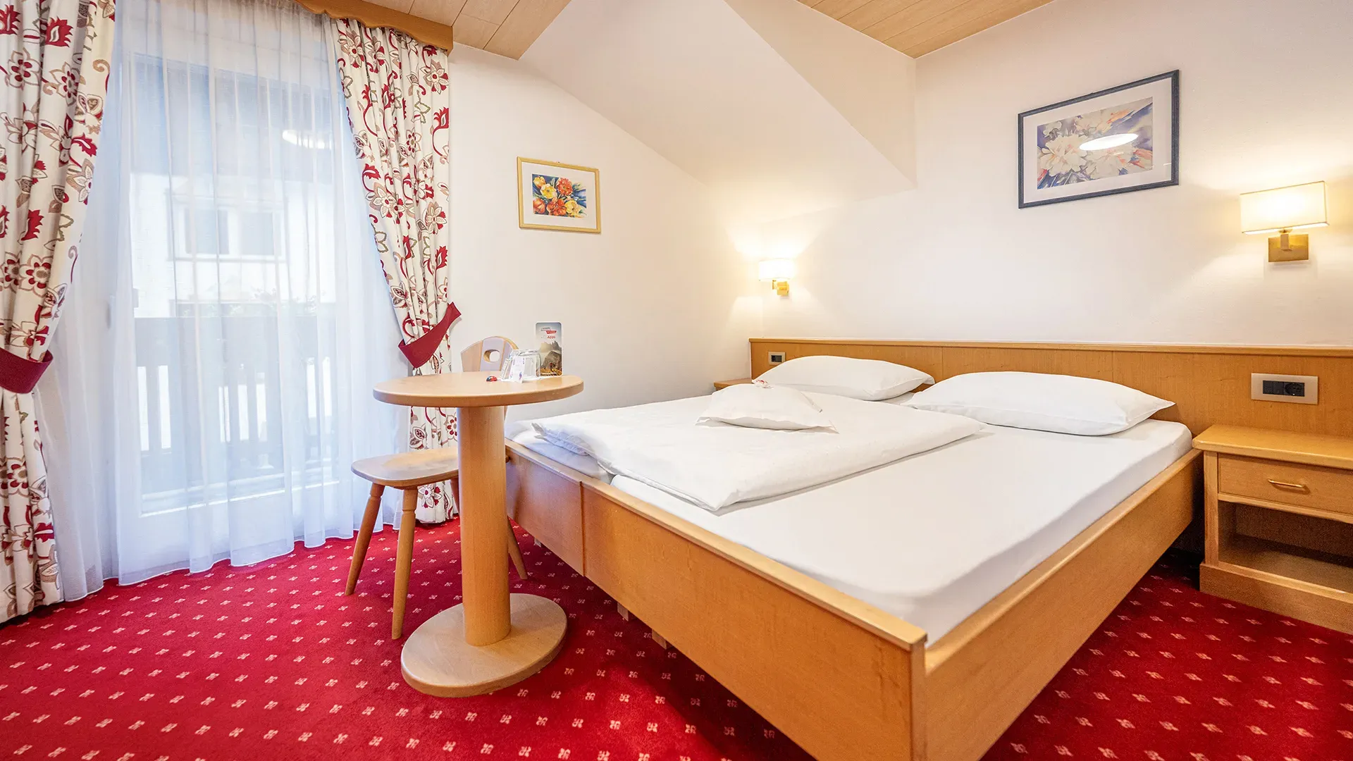 Economy Zimmer im Garni Crepaz in Wolkenstein in den Dolomiten