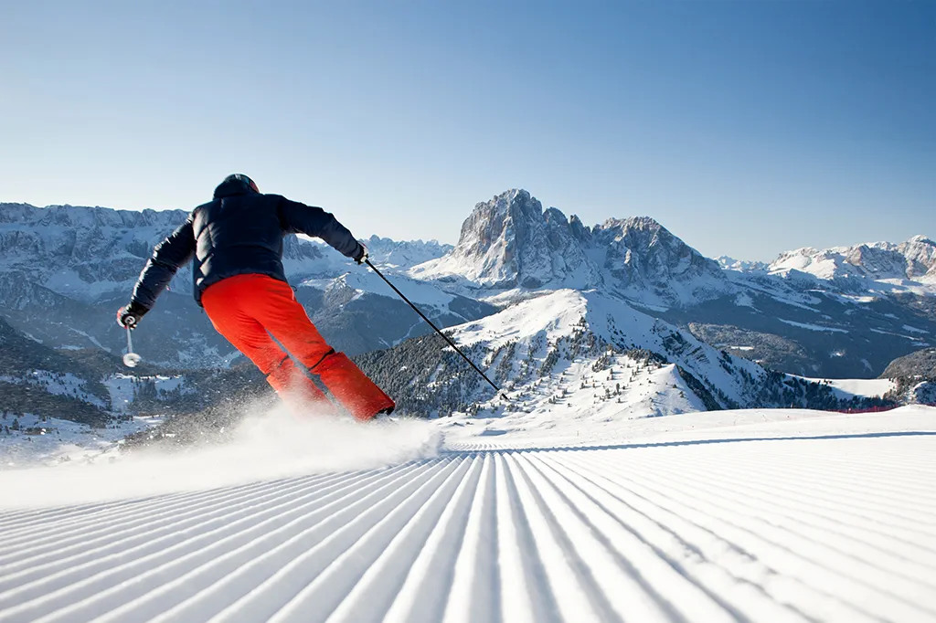 Skigebiet Dolomiti Superski mit Panorama in den Dolomiten