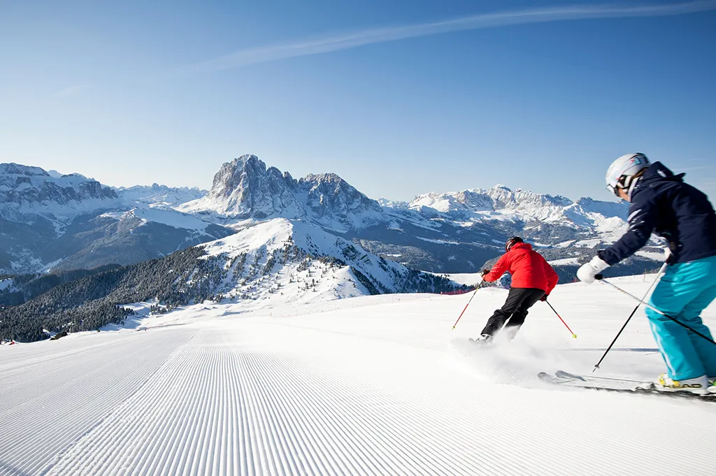 Saisonstart im Skigebiet Gröden zur Super Première